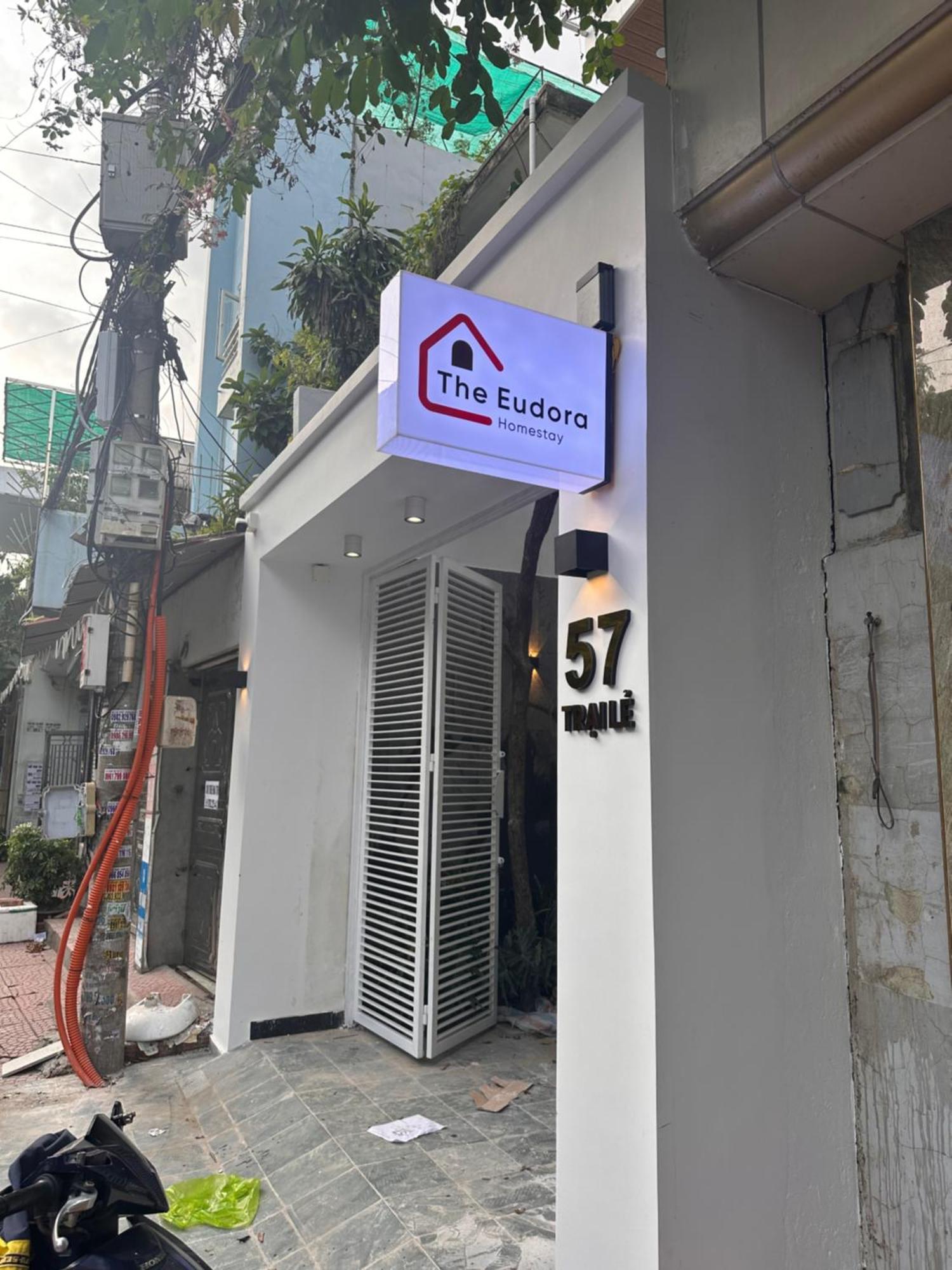 The Eudora Homestay ハイフォン エクステリア 写真